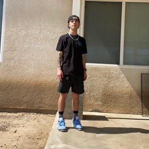 Meet your Posher, Zackary